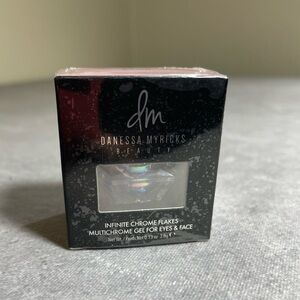Danessa Myricks Beauty Multichrome Gel for Eyes and Face Shooting star